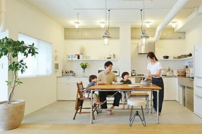 築7年のマンションを子ども達がのびのび遊べる家にリノベ