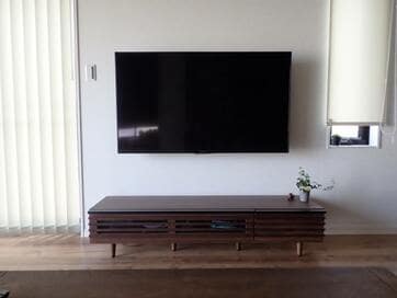 大満足の壁かけテレビに！家づくりで電気屋さんがくれた神アドバイス
