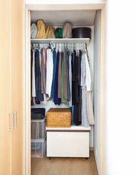 76歳、クローゼットには好きなものだけを。新しい服を買わずにお気に入りを着こなすコツ