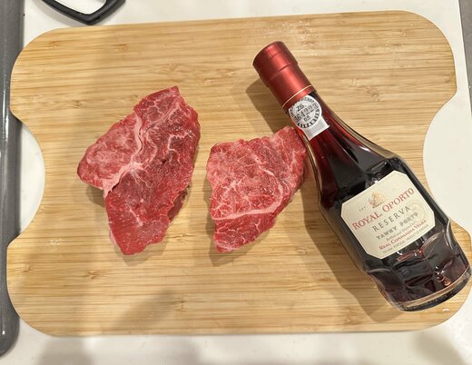 赤ワイン煮込みの下準備j