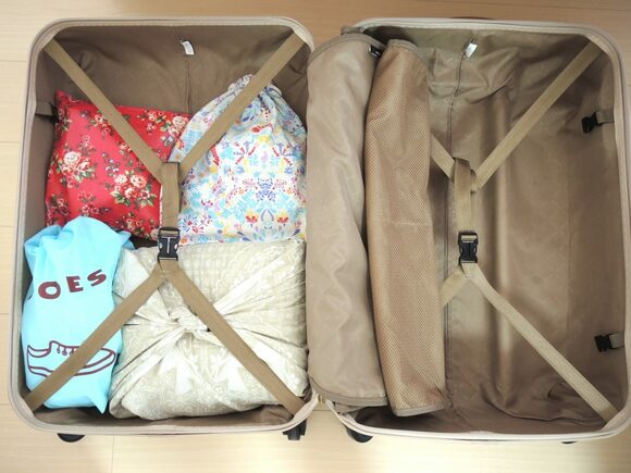 スーツケースに詰めるのは半分まで