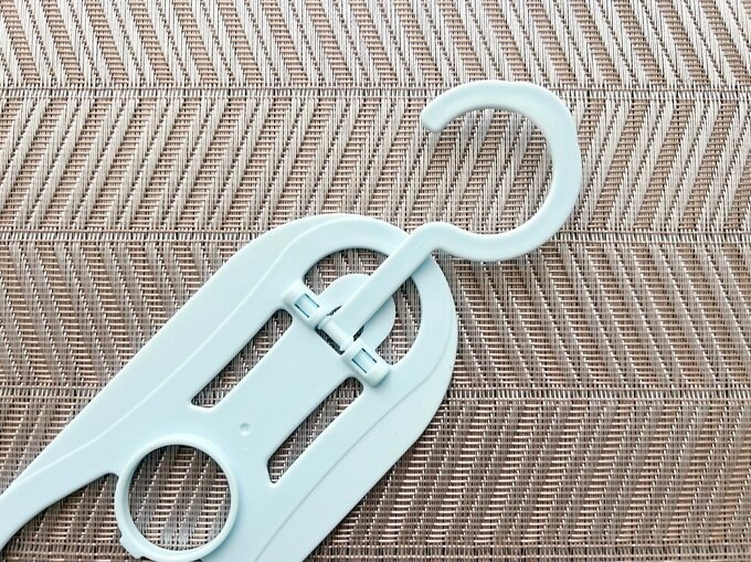 フックを出した状態