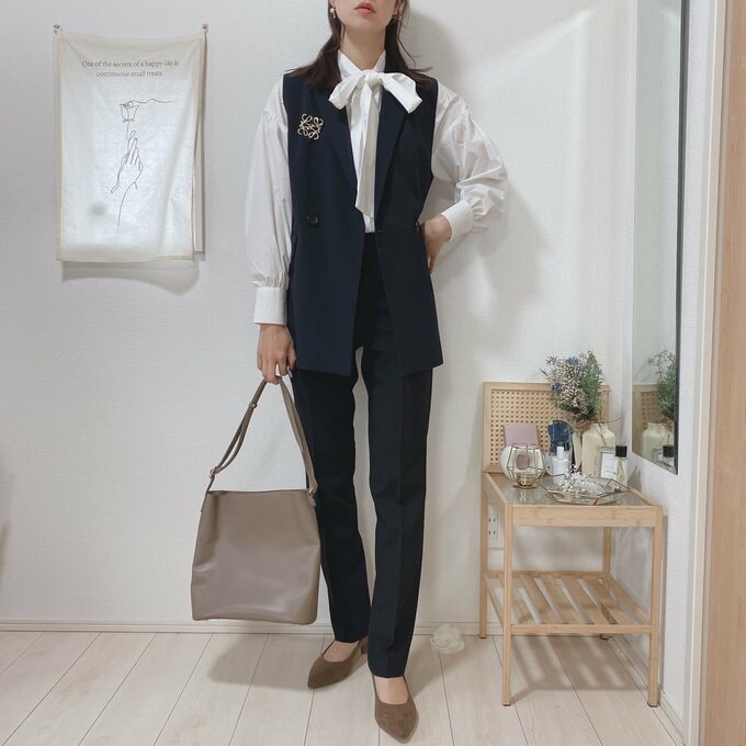 ジレを合わせてトレンドをプラス