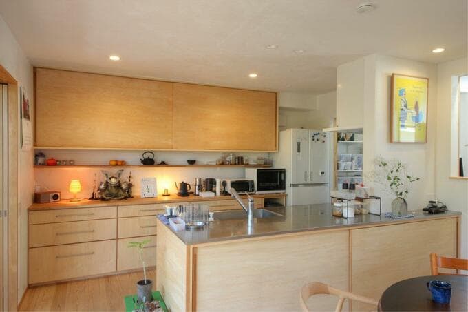 フラットカウンターキッチンの全体