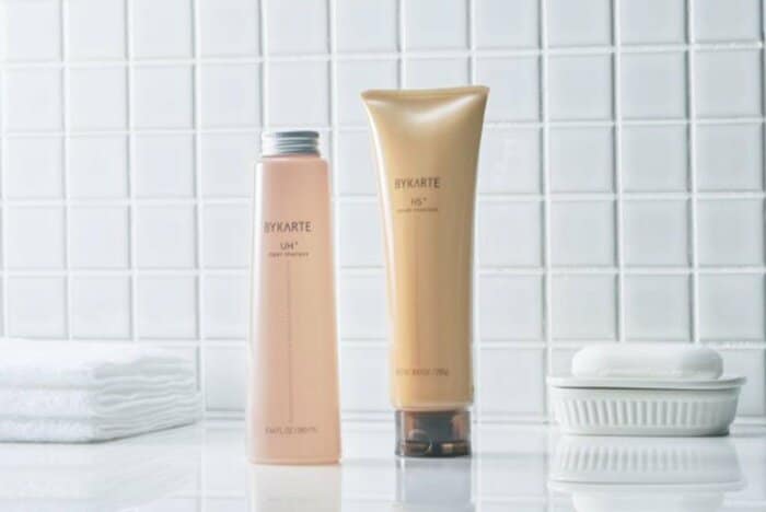 バイカルテ リペアシャンプーUH+ セラムトリートメントHS+ 専用容器2個 プレゼント＞BYKARTE「リペアシャンプーUH⁺」と「セラム