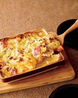 市販のソースなしでも大丈夫。10分で完成する本格グラタン