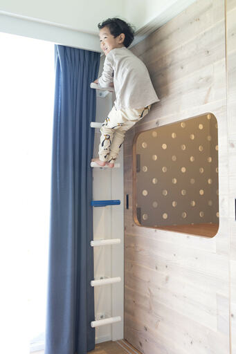 ハシゴで登キッズルーム