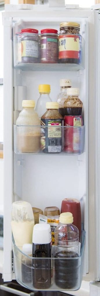 冷蔵庫ドアポケット左側