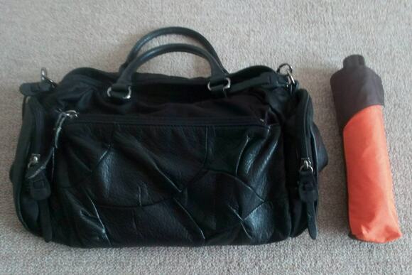 バッグと傘