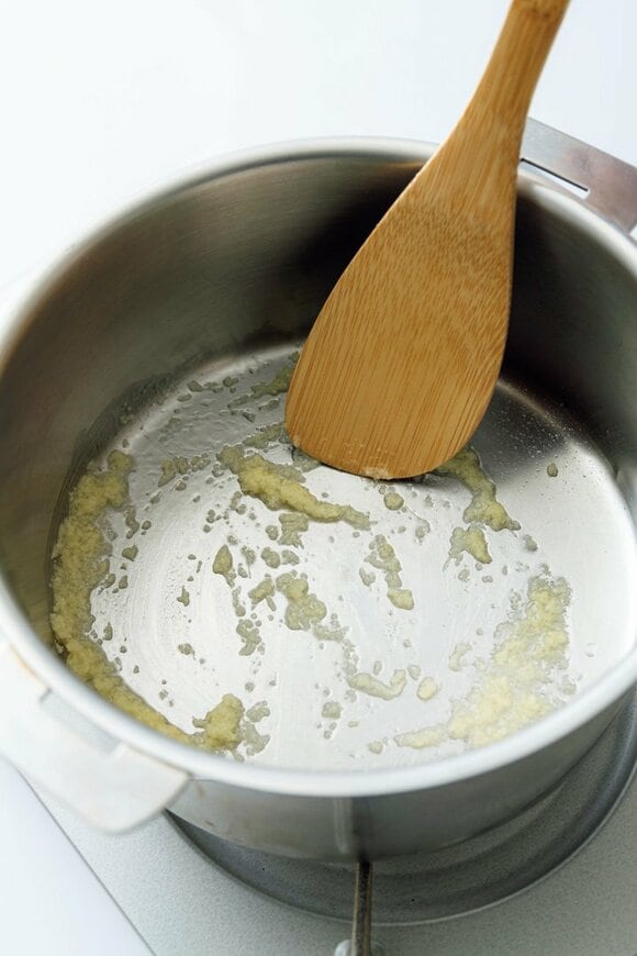 お鍋にニンニク