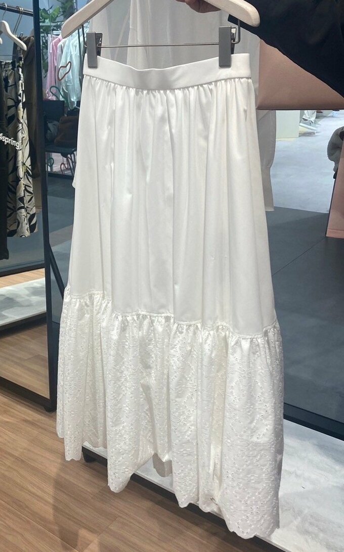 レース切り替えのスカート