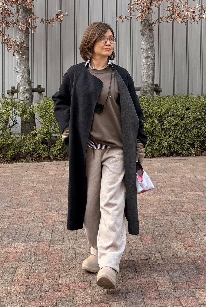 河村純子さんユニクロUのスウェットワイドパンツコーデ3