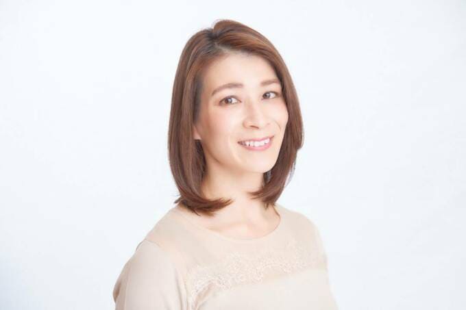 女性正面