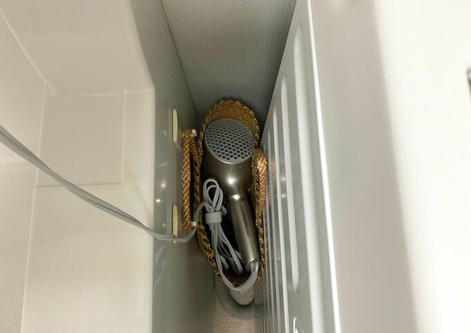 収納してあるドライヤー
