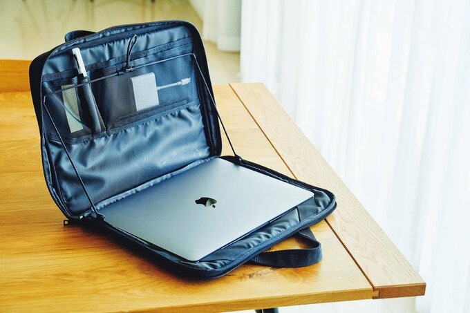 入れたまま使えるパソコンケース A4サイズ用・黒