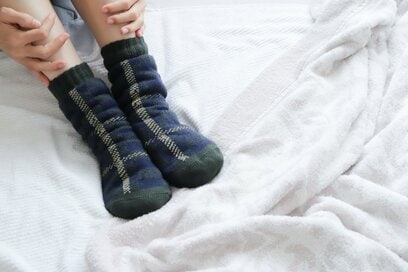 ぐっすり眠れる「布団と毛布の順番」。不眠に悩みやすい更年期世代にもおすすめ