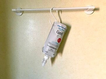 詰め替えない「保湿クリーム」に感動。お風呂場で濡れた肌に使える＆掃除もラクに