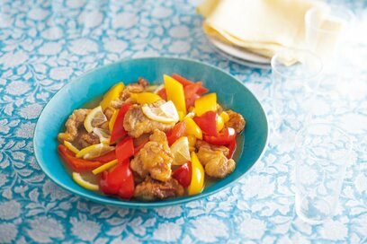 レモンたっぷり酢豚。さっぱりさわやかな風味で食欲もアップ