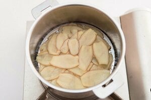 中火で30分蒸す。