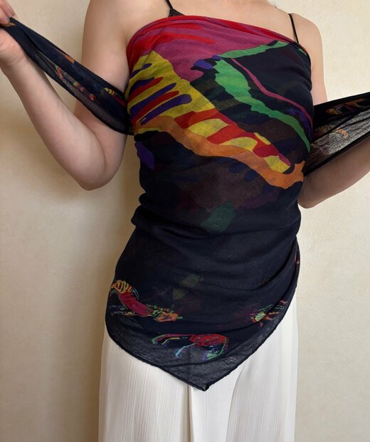 写真：ESSEスカーフ3