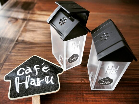 キッチンや食卓に可愛いおうちが出現！