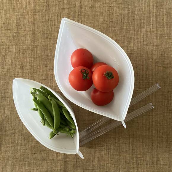 シリコーン保存袋に野菜