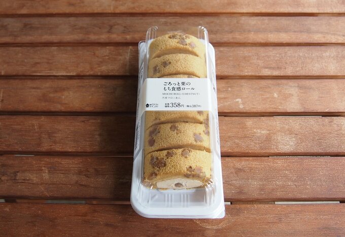 ローソンのごろっと栗のもち食感ロール