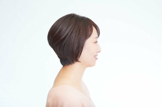 女性横顔