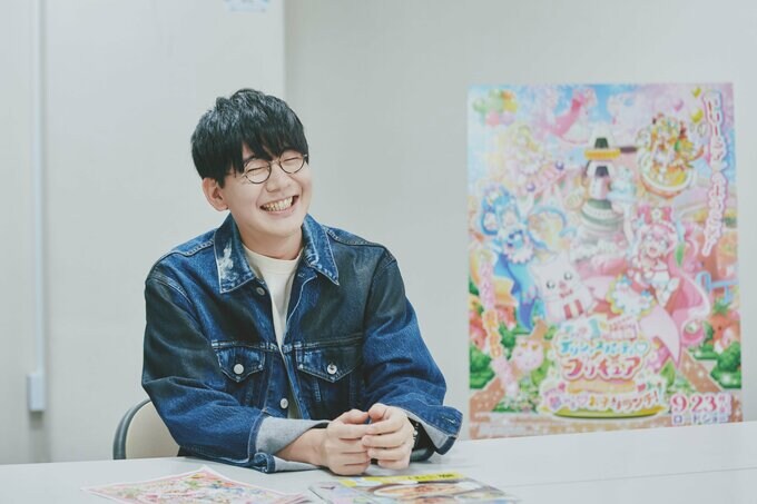 インタビュー中の花江さん