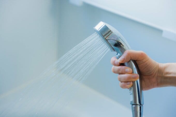 シャワーを出してヒートショック対策