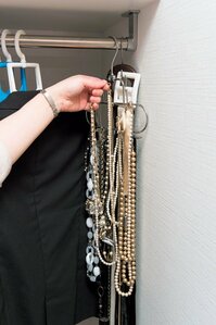 ネックレスを 外す