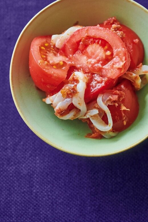 トマトとイカの梅肉あえ