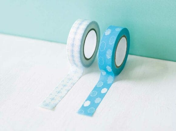 色柄が豊富なマスキングテープは手紙の封やラベリングにも