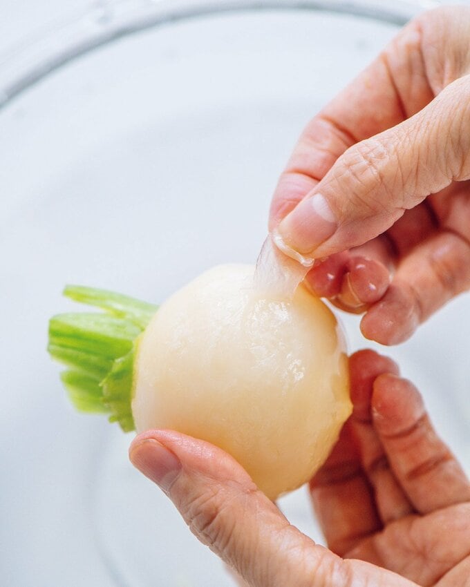 薄皮は手でむける