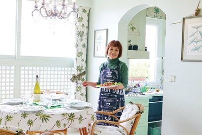 パリ在住86歳の「心地よく暮らす」ルール。ものに振り回されず、野菜をたっぷり食べる