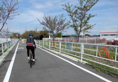 密を避けるサイクリング旅行。東京から約１時間、家族で食やホテルも楽しむ