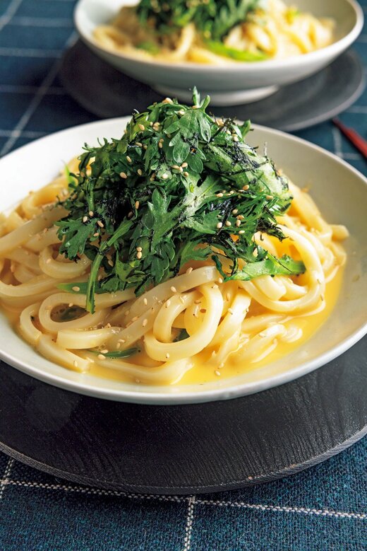 明太子と春菊の釡玉うどん