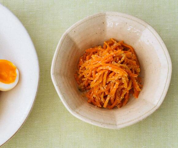 春ニンジンのゴマみそあえ