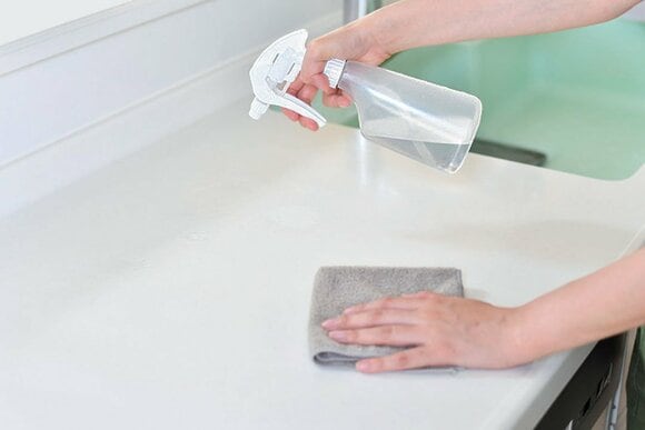 調理台にスプレー