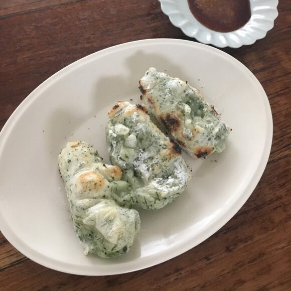 自分が摘んだヨモギで、体に優しいおもちづくり