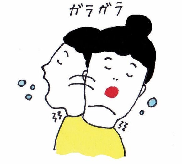 イラスト女性横にふってうがいガラガラ