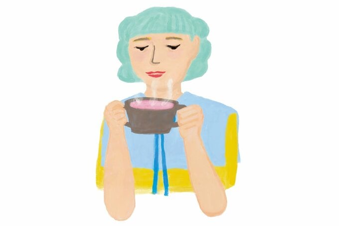スープを手に持つ女性のイラスト