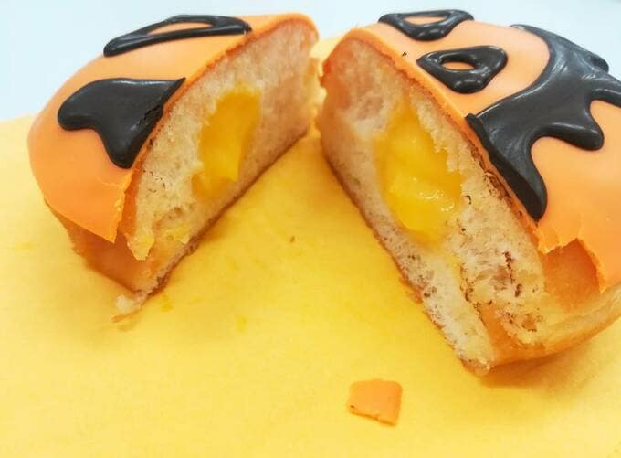 パンプキンカスタードジャックを割った様子