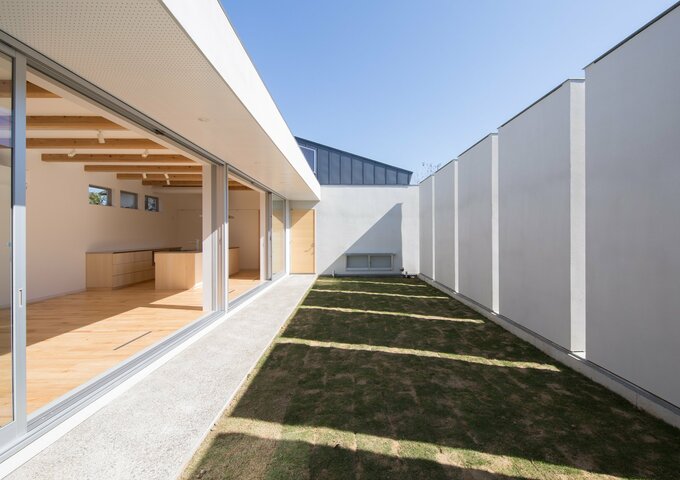 内部に広がる中庭