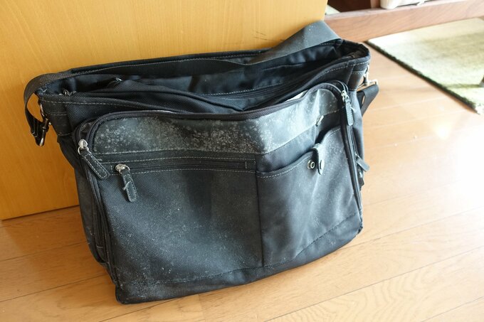 通勤バッグ