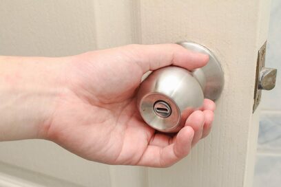 ノロウイルスに慌てない！毎日のトイレ掃除でできる正しい予防策