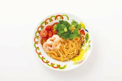 冷やしトムヤムクン風あえ麺。レンジで即完成するランチ向きレシピ