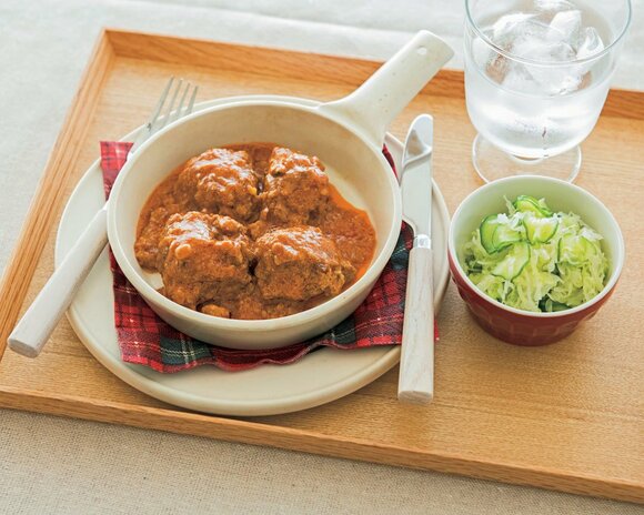 煮込みハンバーグ