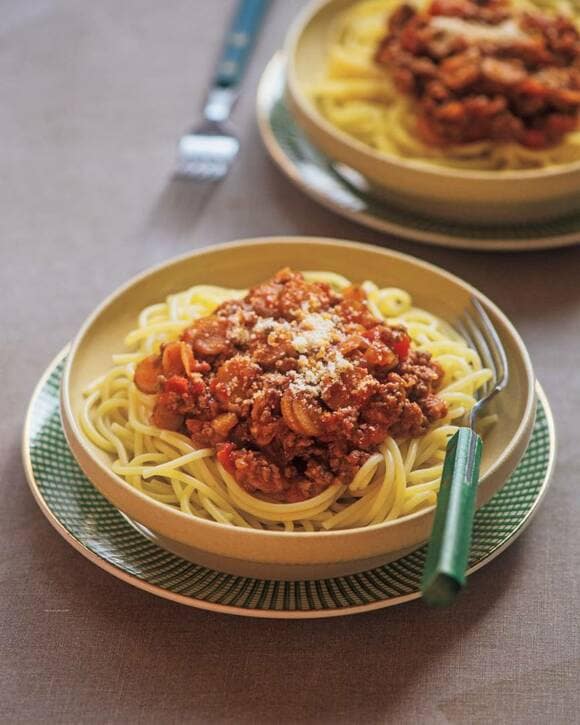 ゴボウ入りミートソースパスタ