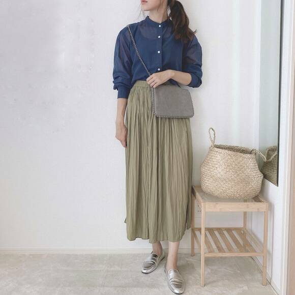 スカートパンツと合わせたコーデ